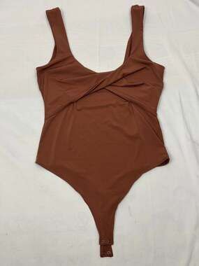 Abercrombie & Fitch Brown Cutout Sleeveless Tank Bodysuit Twist Front Size L